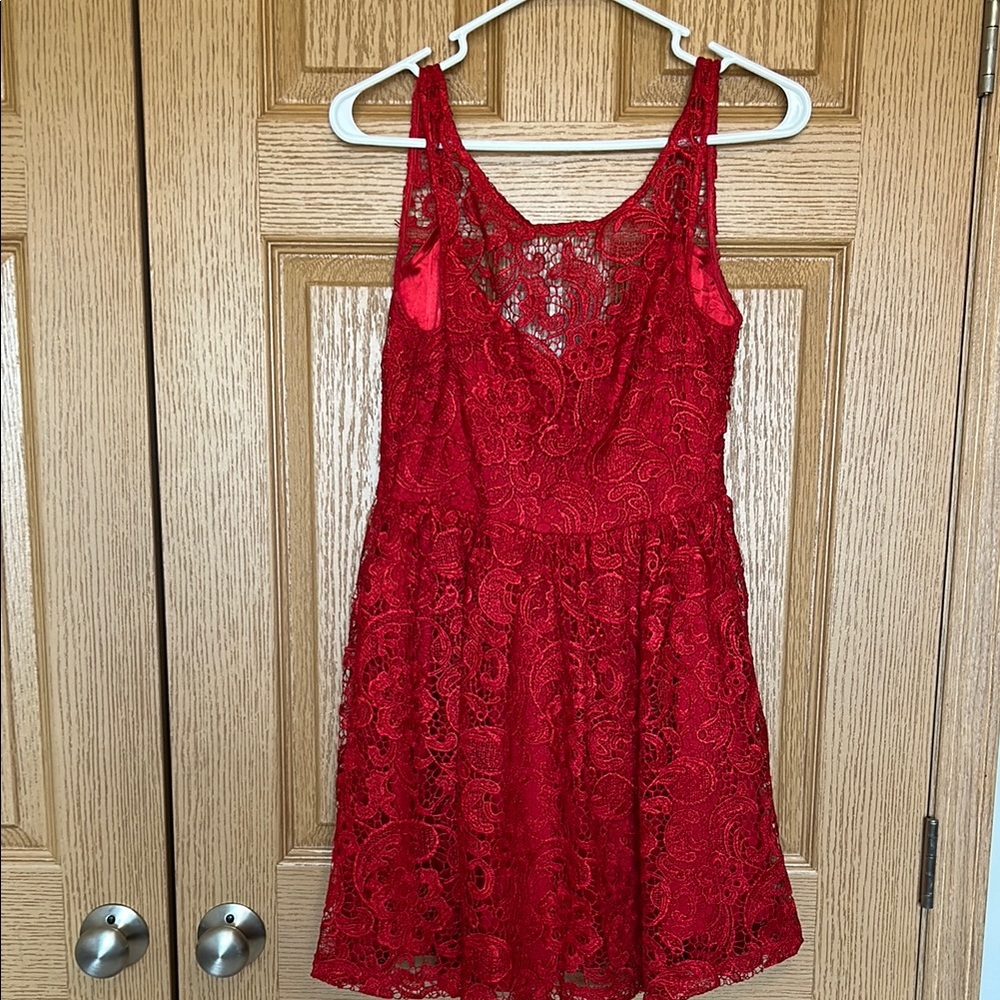 Elegant Red Lace Mini Dress